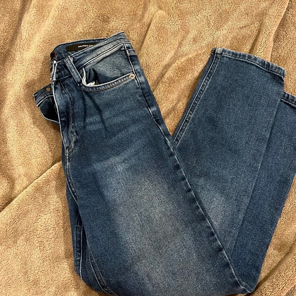 Girlfriend Jean